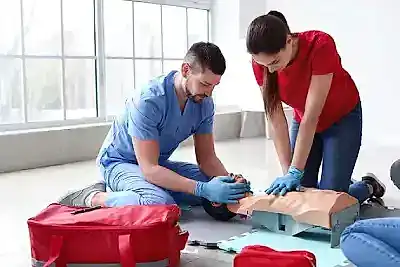 İş Güvenliği Kursu / A,B,C Sınıfı İSG Kursu / İSG Eğitimi 7 İlkyardım Eğitimi